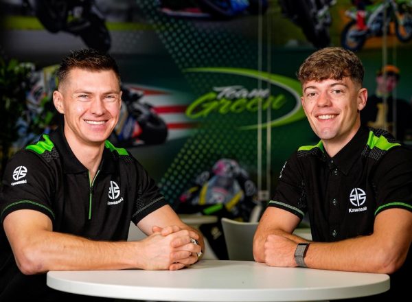 Iddon joins Cook at AJN Steelstock Kawasaki for 2025 title assault